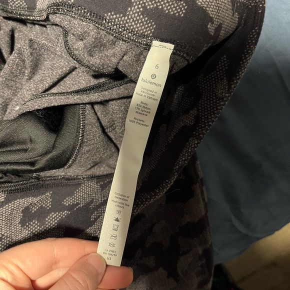 Lululemon ready to rulu joggers - Picture 3 of 3